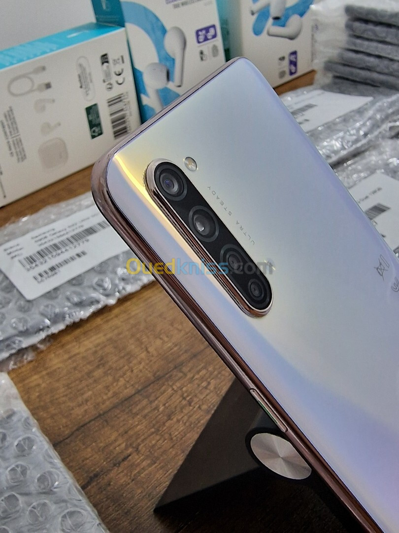 OPPO FIND X3 LITE