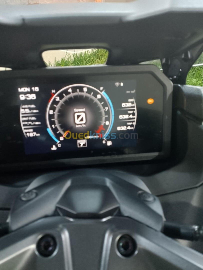 Yamaha TMAX 562 2024