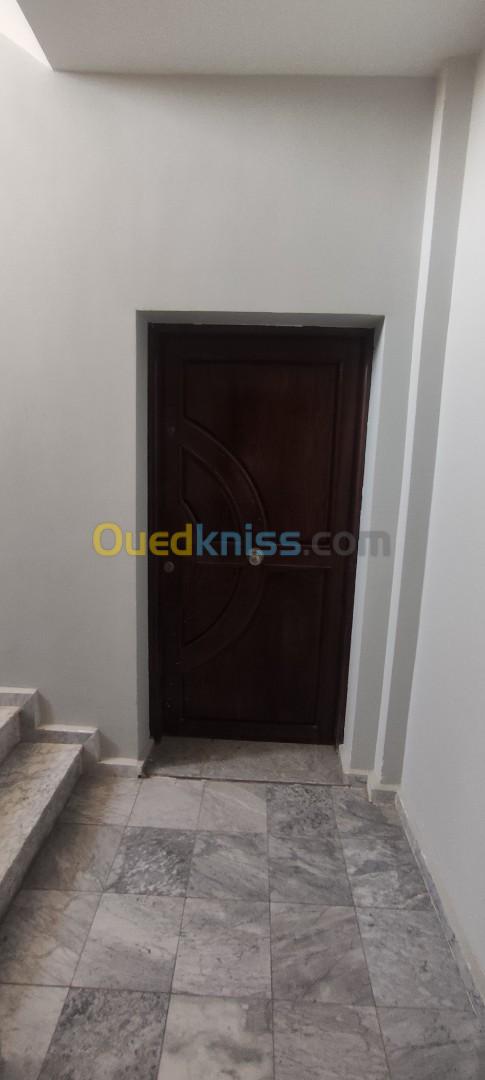 Location Appartement F3 Alger Draria