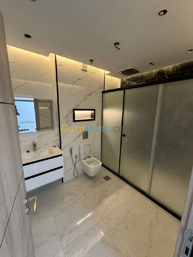 Vente Appartement F5 Alger Bordj el bahri