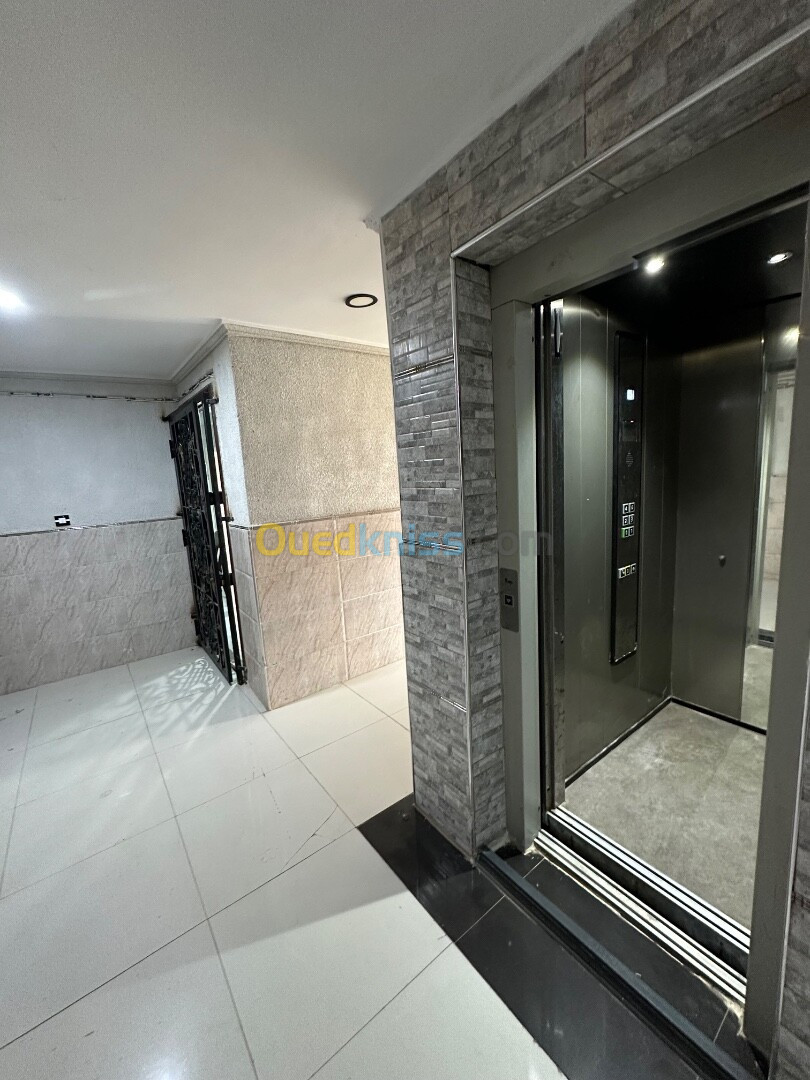 Vente Appartement F3 Oran Ain el turck