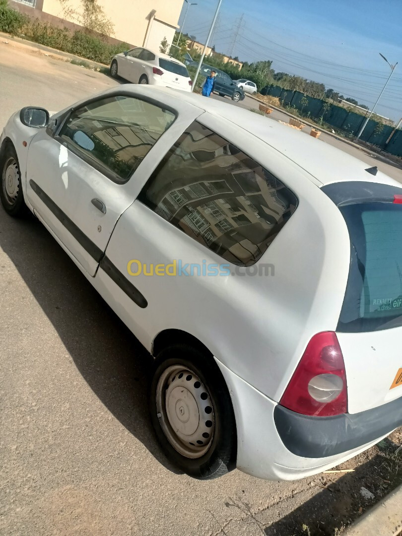 Renault Clio 2 2001 Debana