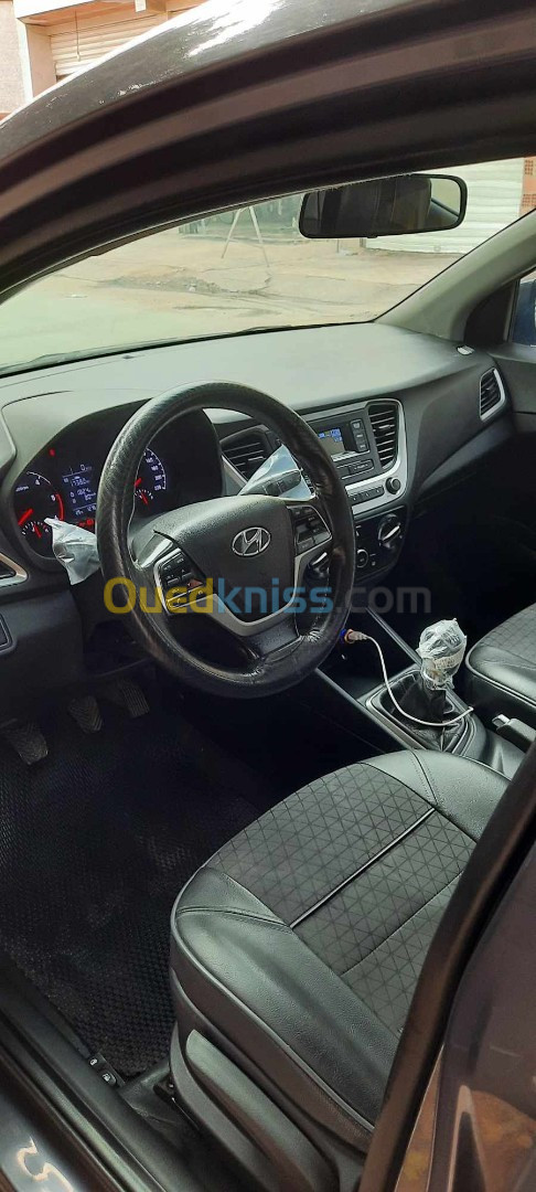 Hyundai Accent RB  4 portes 2019 Accent RB  4 portes