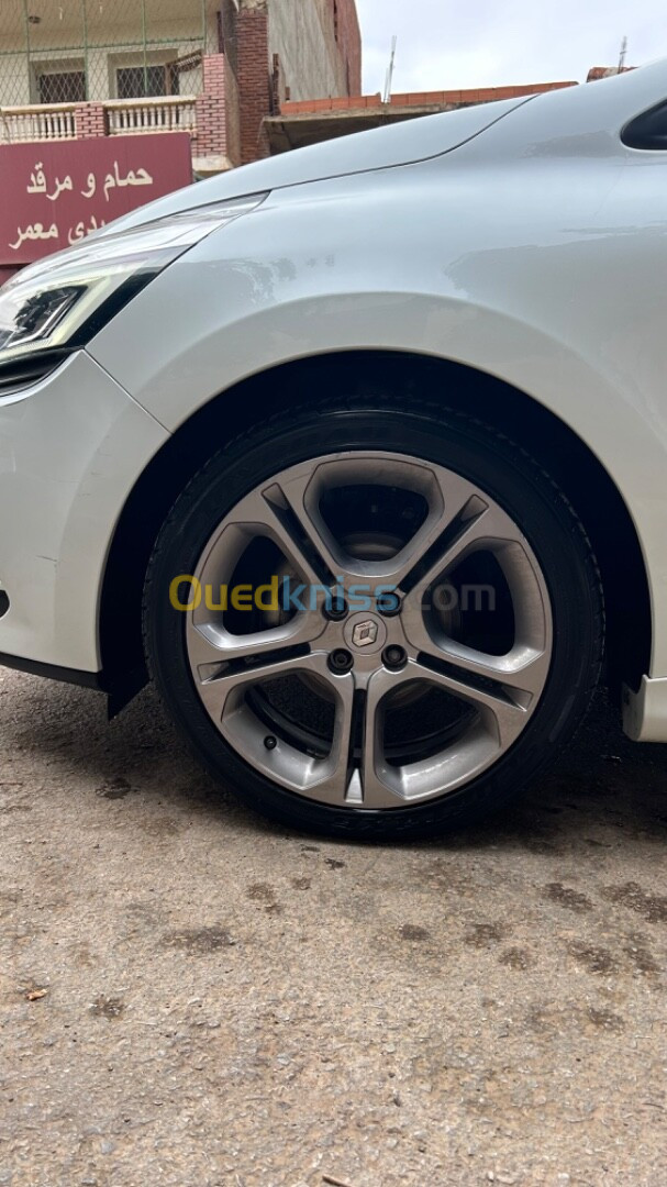 Renault Clio 4 2019 GT Line +