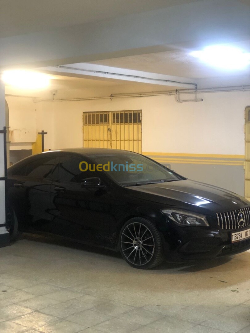 Mercedes CLA 2017 Coupé Exclusif + AMG 