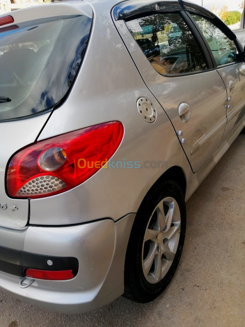 Peugeot 206 plus 2010 Allure