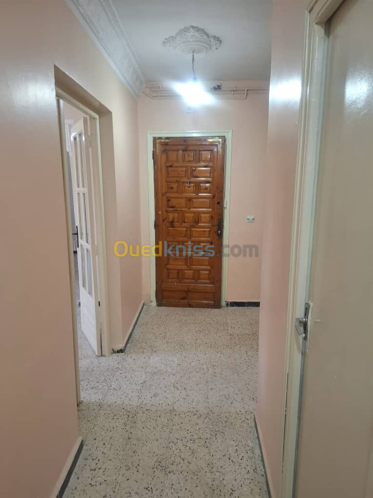 Location Appartement F4 Guelma Guelma