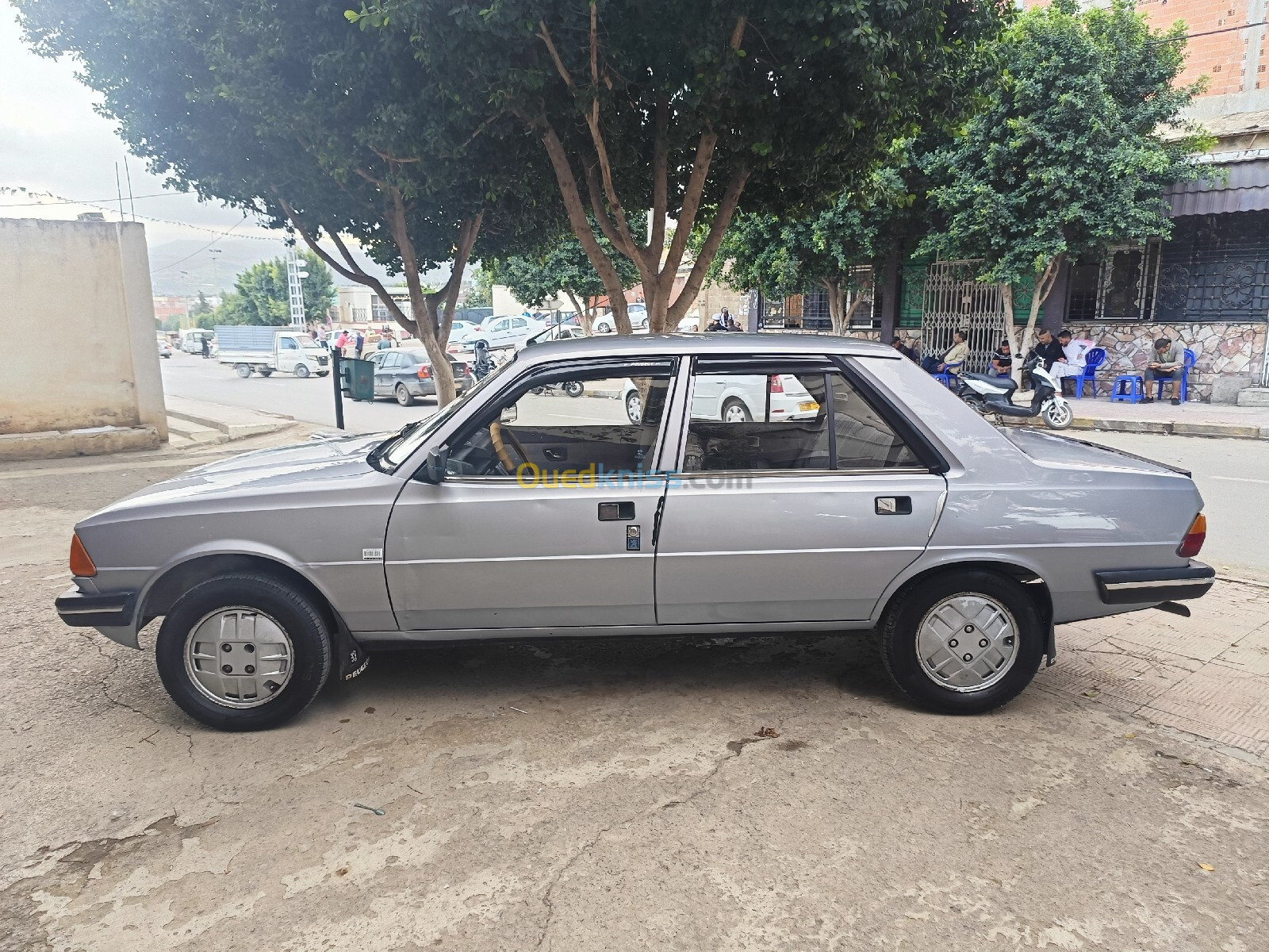 Peugeot 305 1987 305