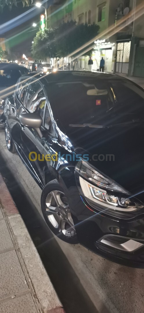 Renault Clio 4 2019 GT Line +