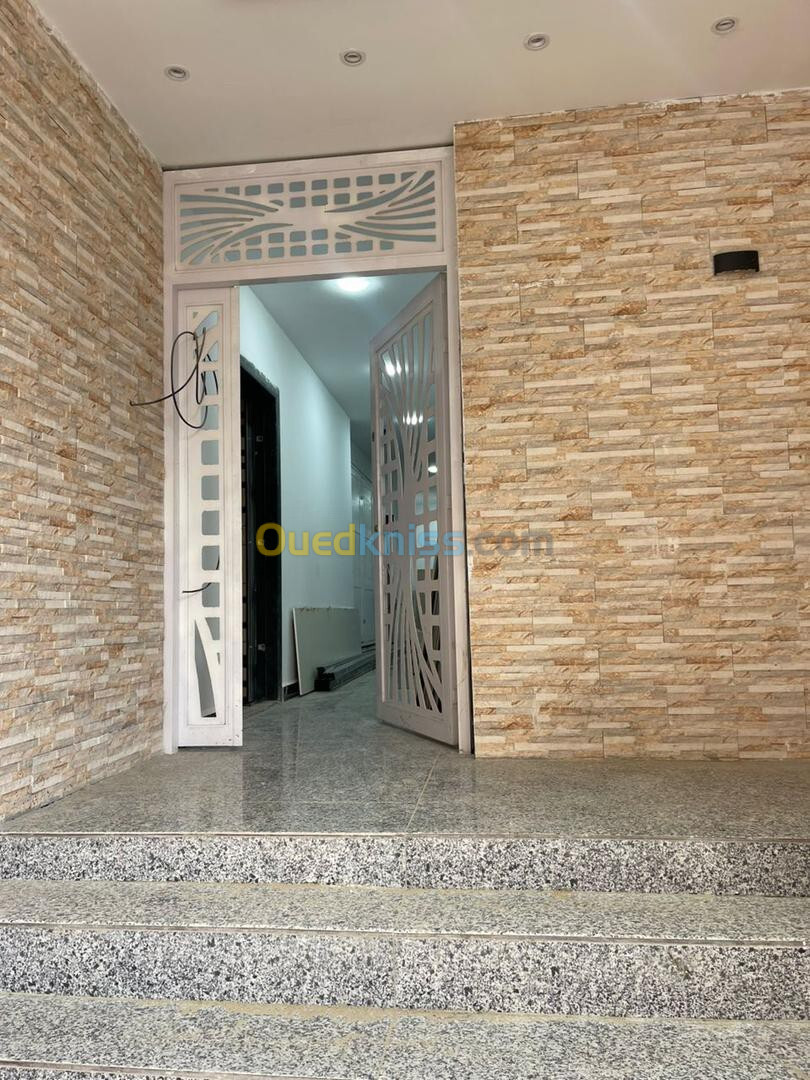 Vente Appartement F2 Alger Bordj el kiffan