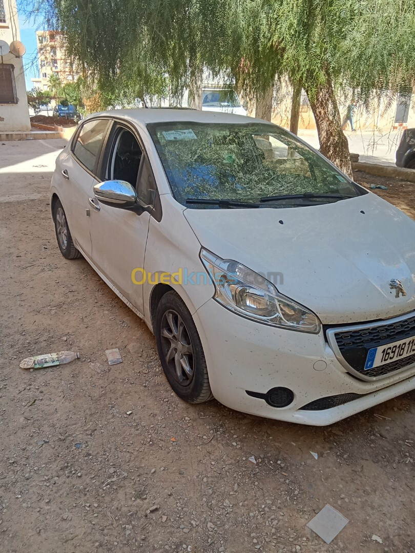 Peugeot 208 2015 Active