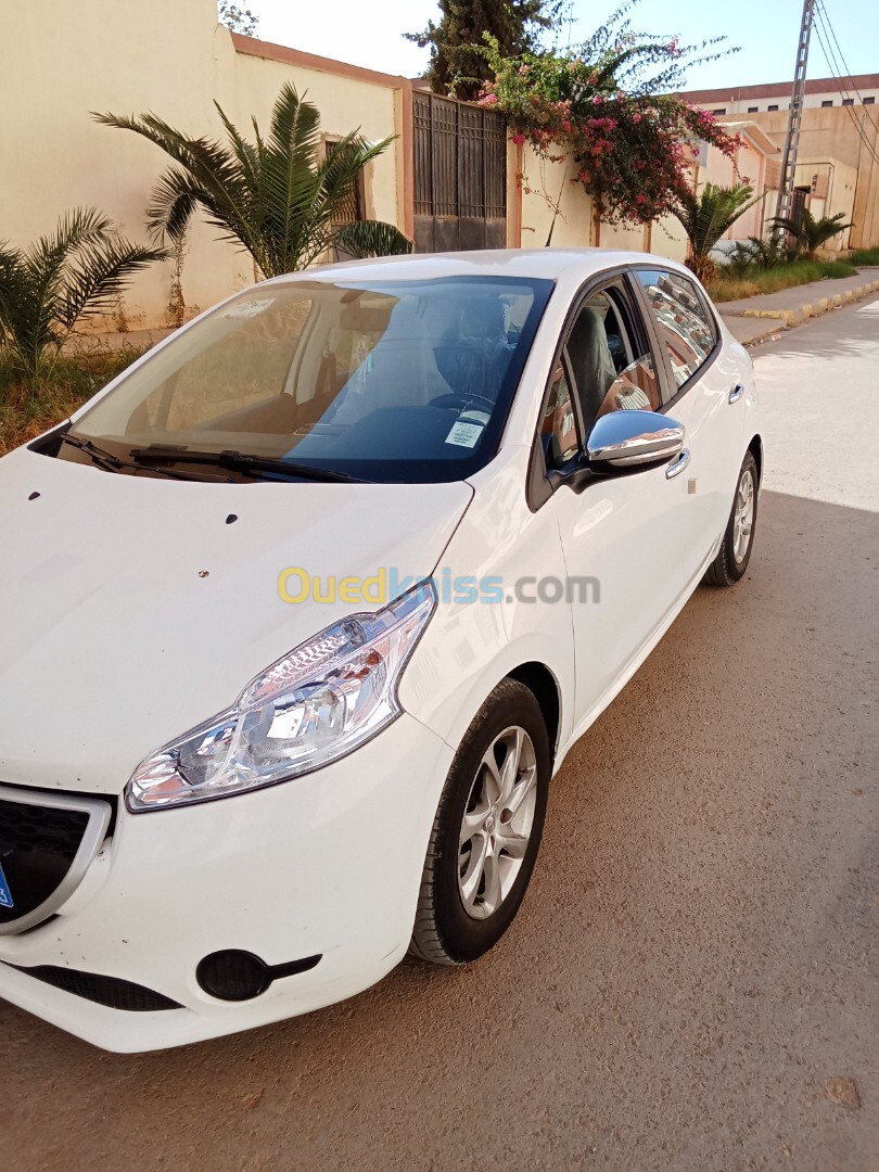 Peugeot 208 2015 Active