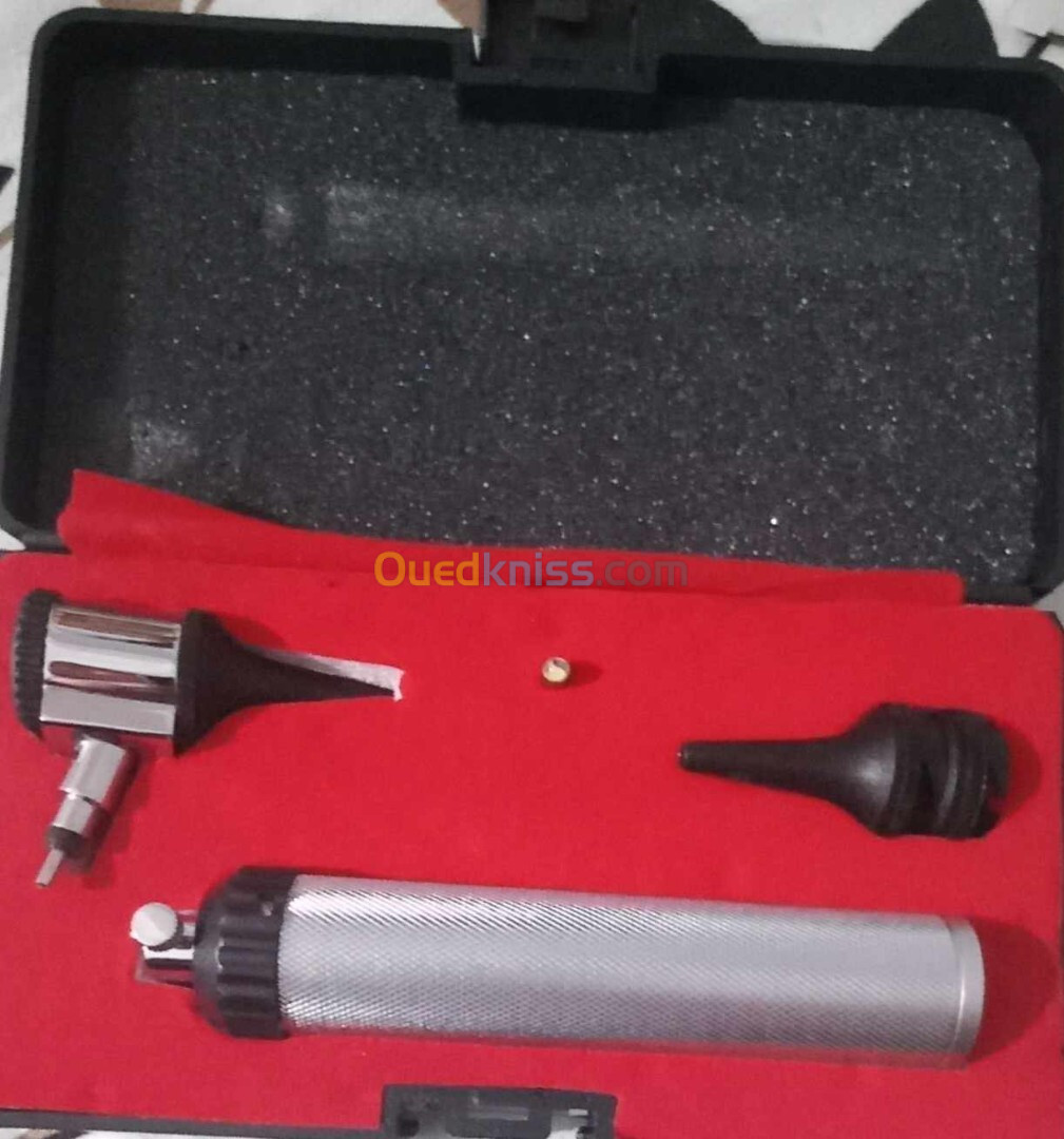 Otoscope