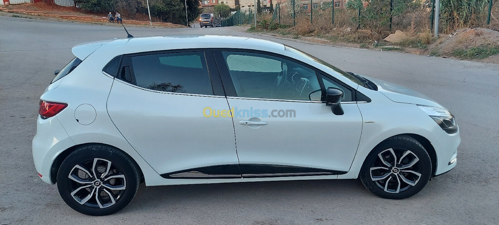 Renault Clio 4 2019 Limited 2