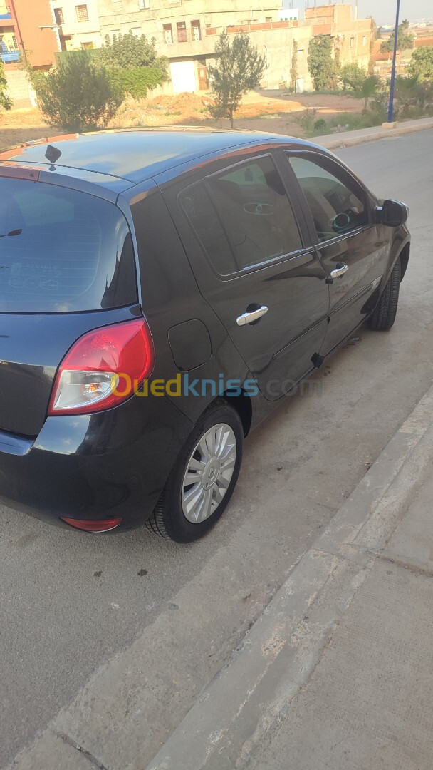 Renault Clio 3 2010 Dynamique