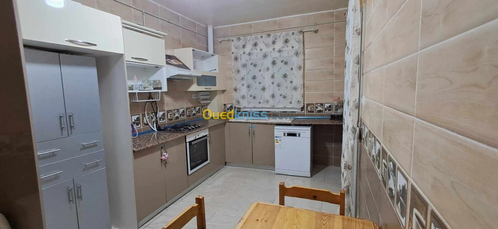 Location Appartement F5 Oran Bir el djir