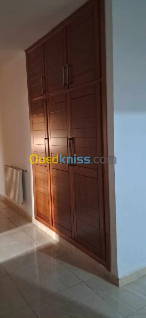 Location Appartement F5 Oran Bir el djir