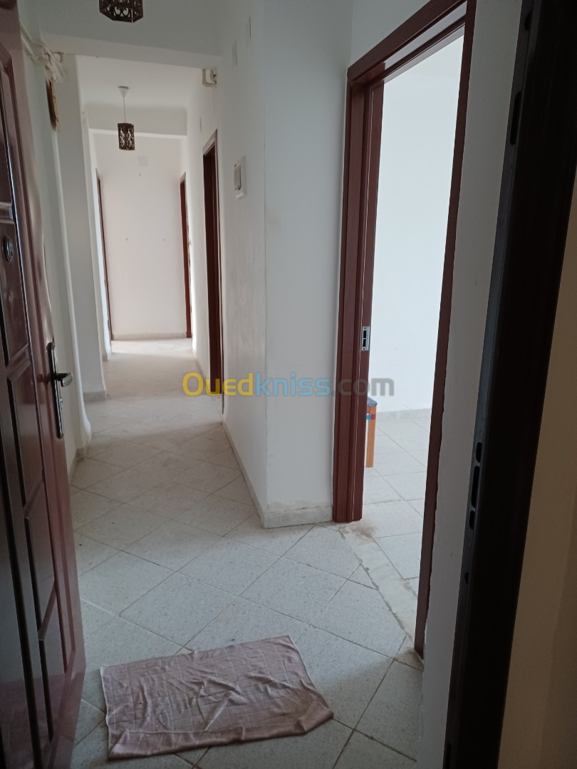 Location Appartement F3 Tipaza Kolea