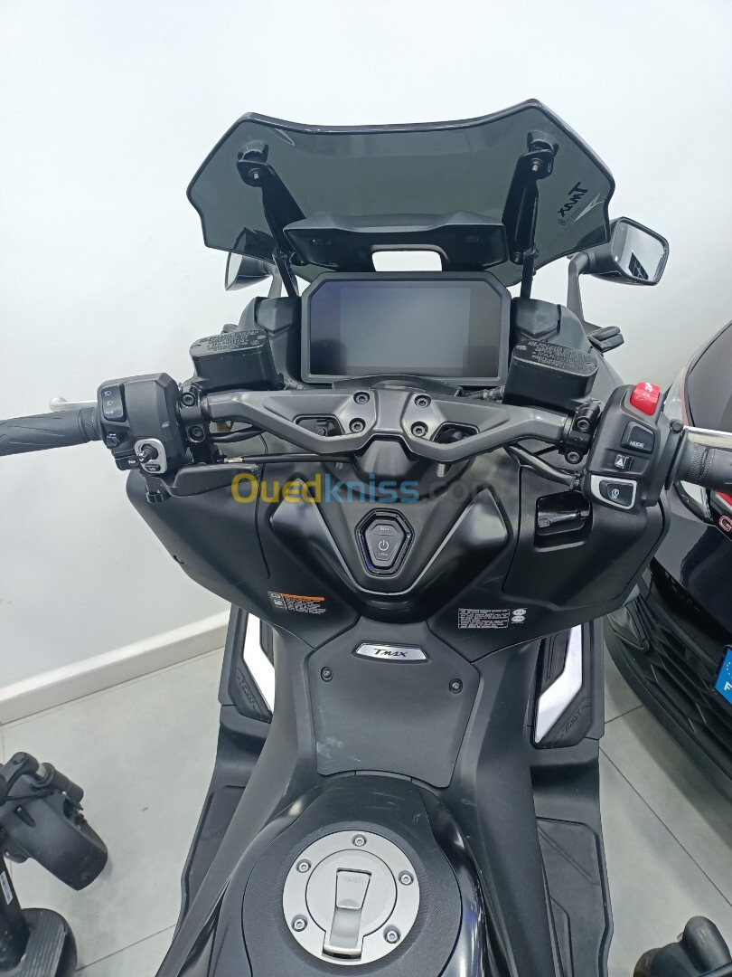 Yamaha Tmax 562 2022