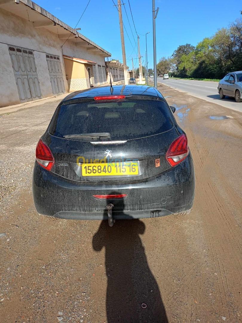 Peugeot 208 2015 208