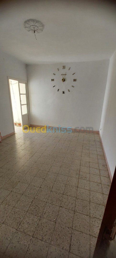 Vente Appartement F3 Tipaza Cherchell