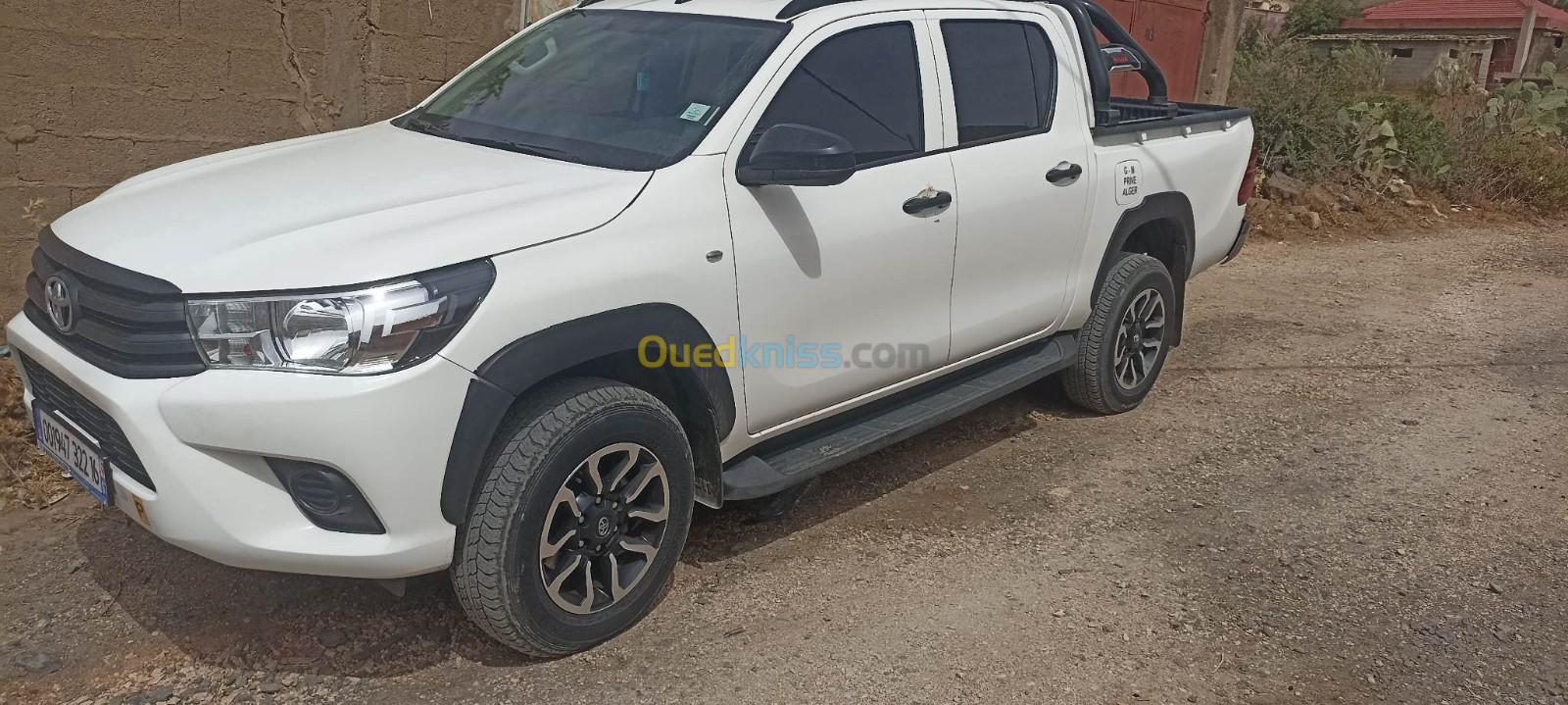 Toyota Hilux 2022 LEGEND DC 4x4