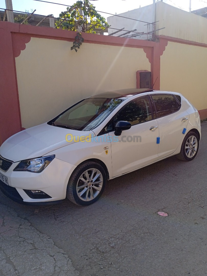 Seat Ibiza 2015 Fully +Toit ouvrant