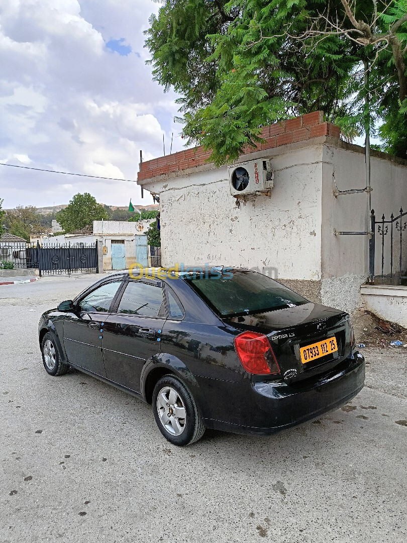 Chevrolet Optra 4 portes 2012 Optra 4 portes