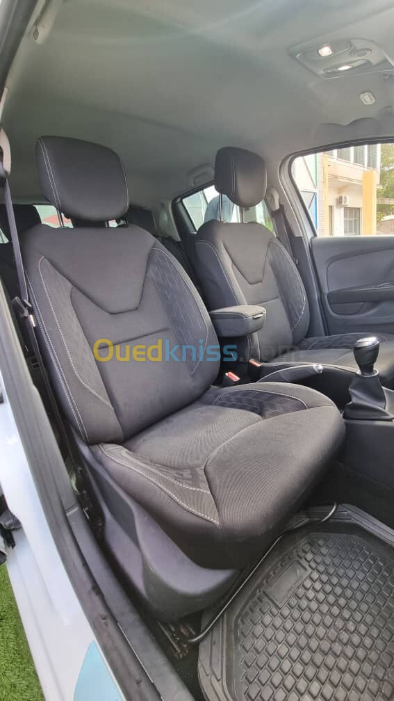 Renault Clio 4 2019 Limited 2