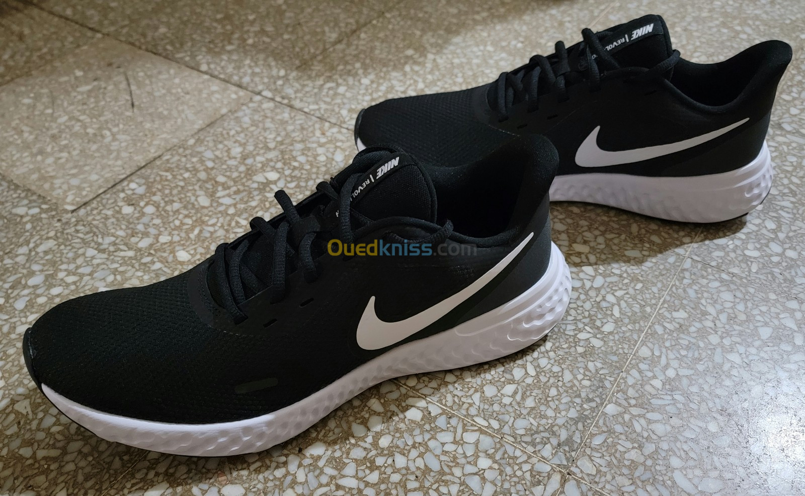 Ouedkniss nike discount