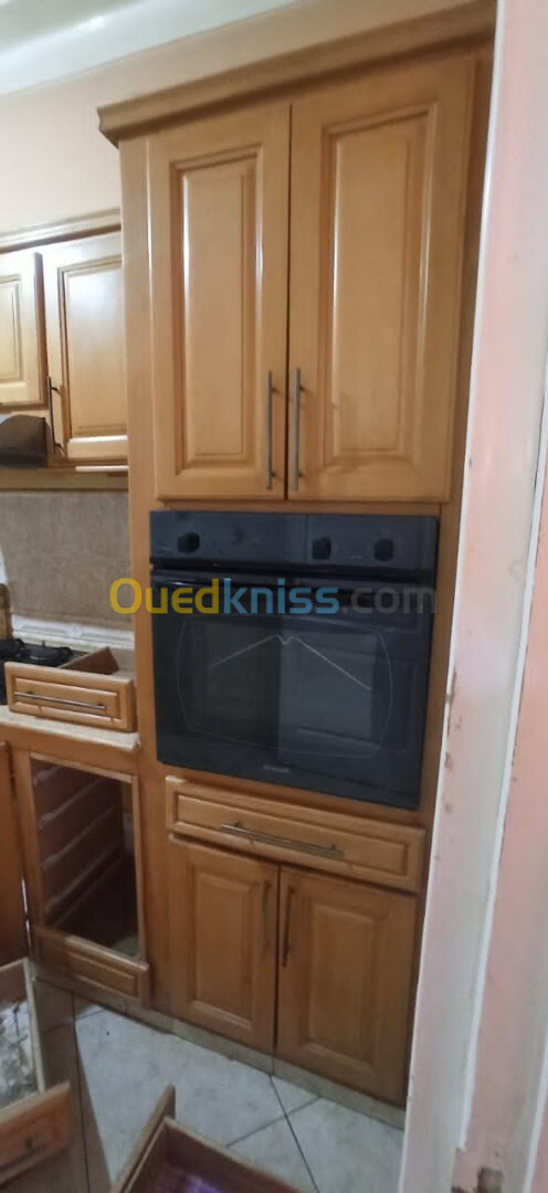 Location Appartement F4 Alger Ain taya