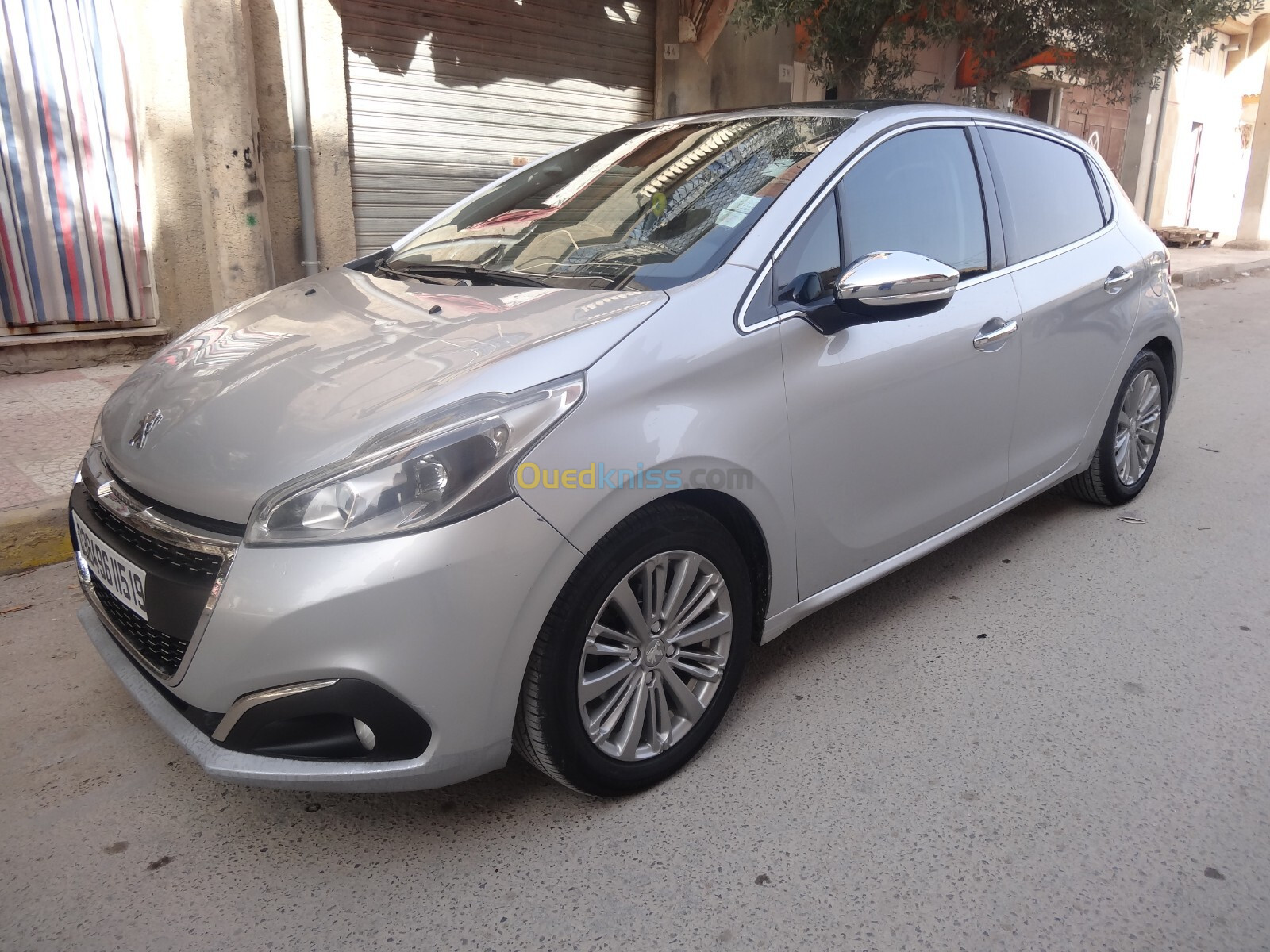 Peugeot 208 2015 Allure