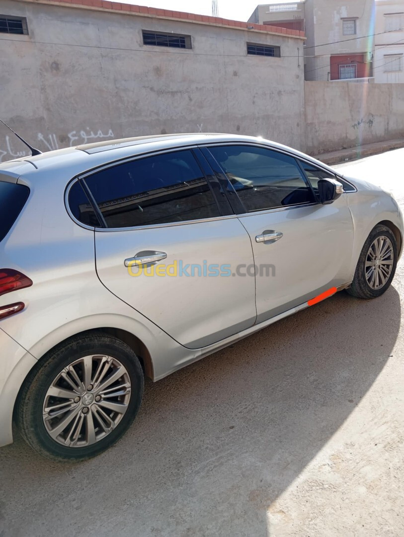 Peugeot 208 2019 208