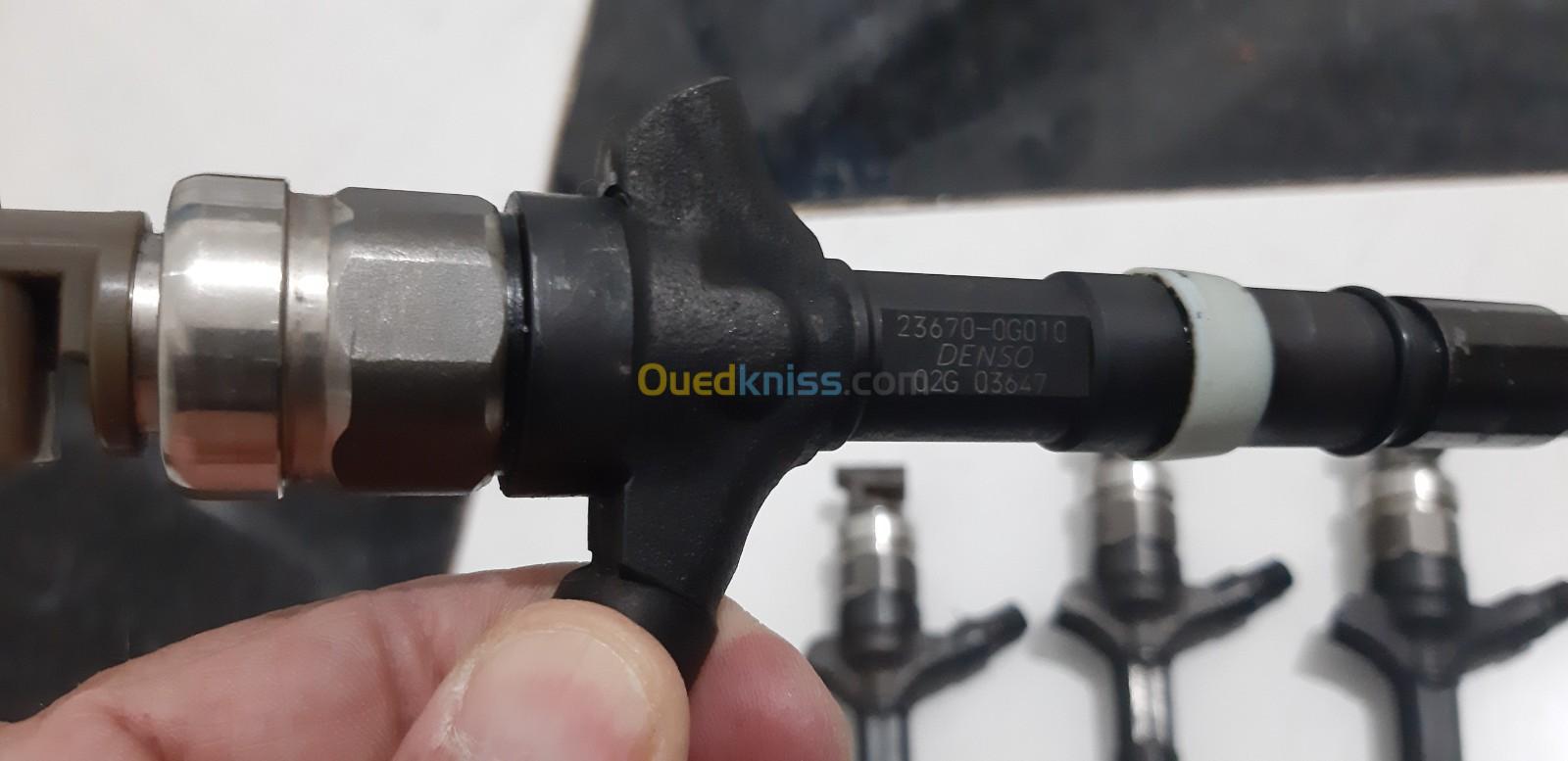 Injecteur DENZO Toyota Avensis et Corolla  2.0 d4d 