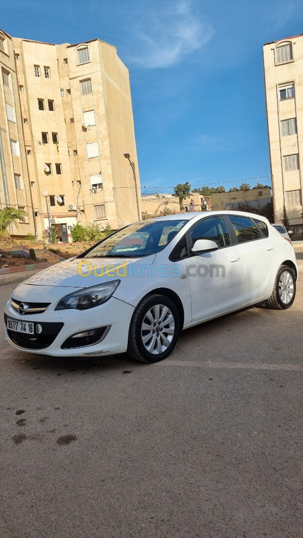 Opel Astra 2014 Enjoy