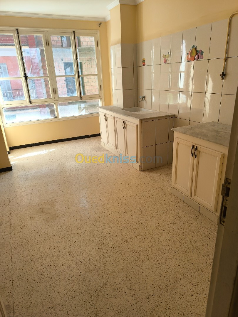 Location Appartement F2 Béjaïa Bejaia