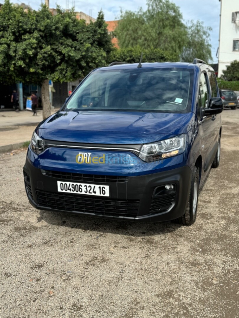 Fiat Doblo 2024 Italien