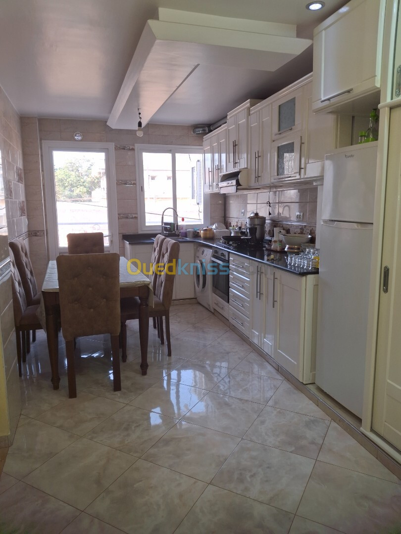 Location vacances Appartement F3 Alger Bordj el kiffan