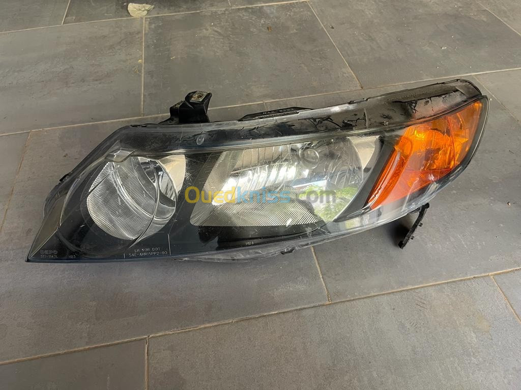 Honda Civic phare gauche 2007-2012