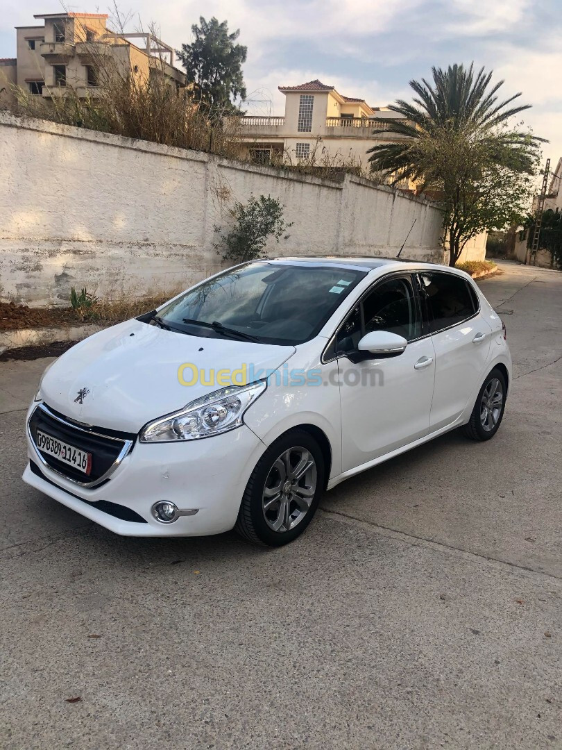 Peugeot 208 2014 Allure