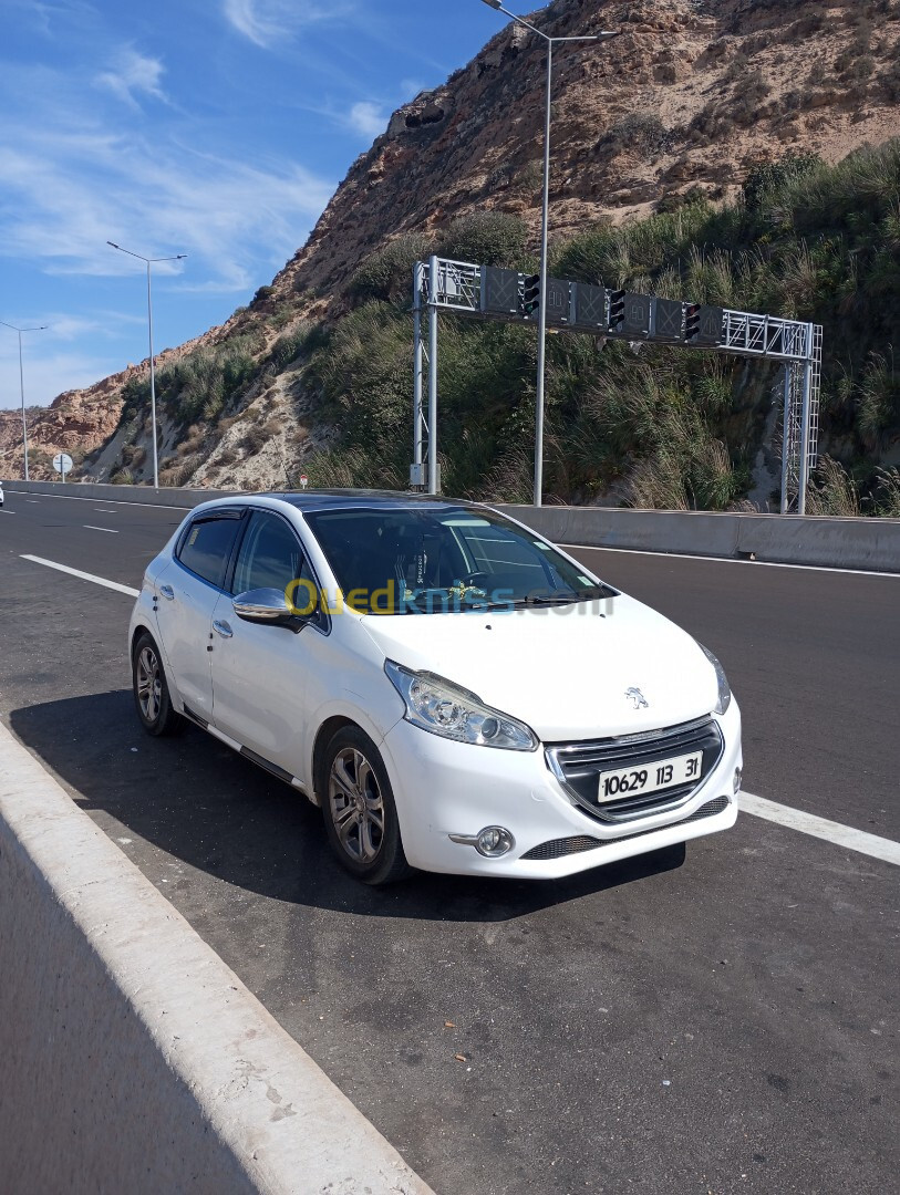 Peugeot 208 2013 Allure