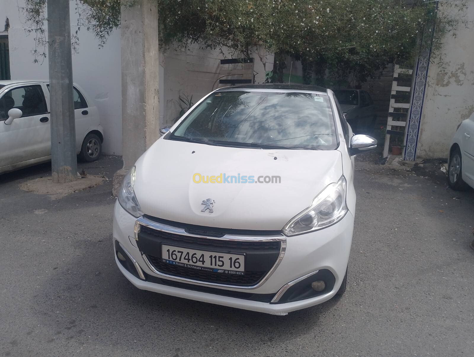 Peugeot 208 2015 Allure Facelift