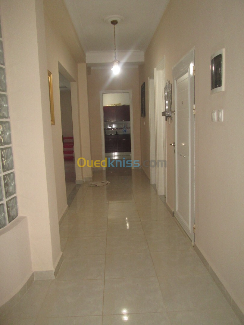 Location Niveau De Villa F3 Annaba Annaba