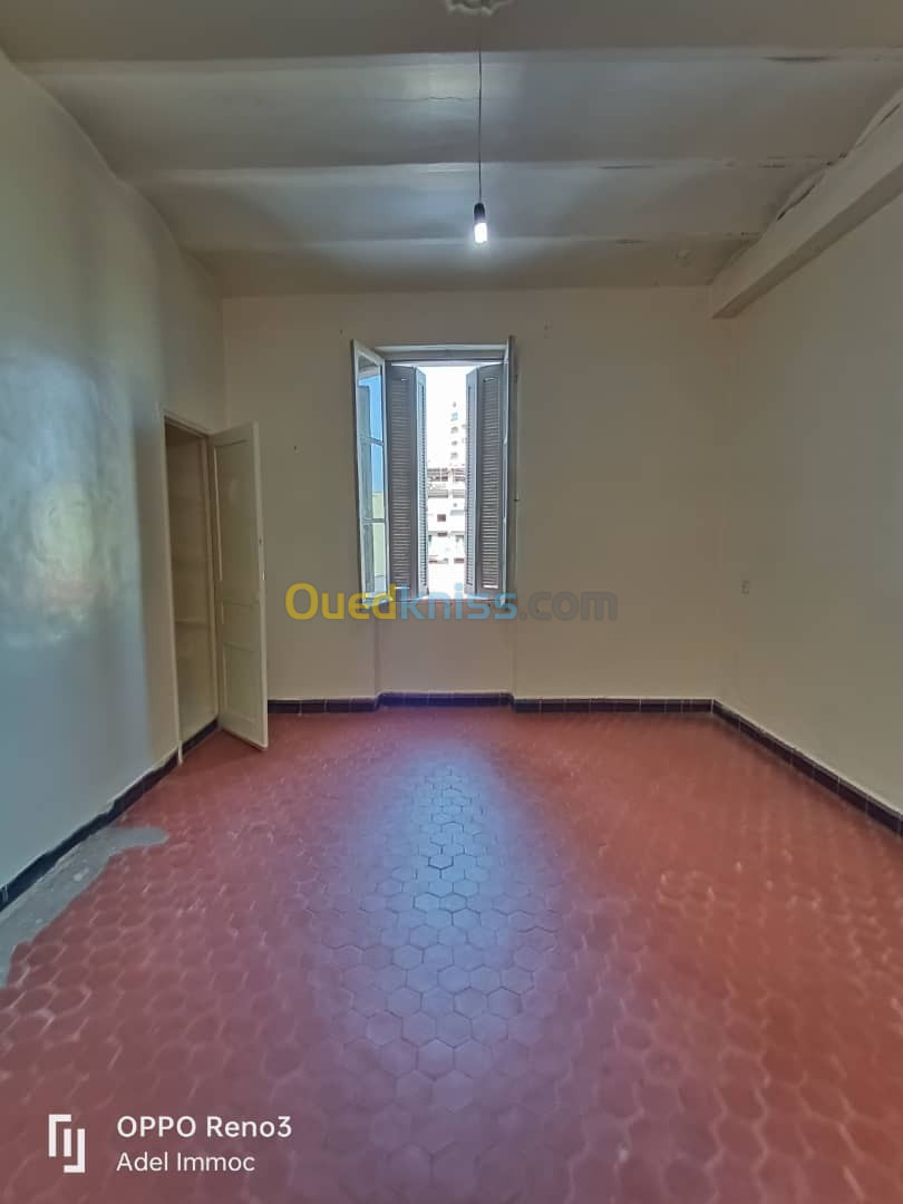 Vente Appartement F3 Annaba Annaba