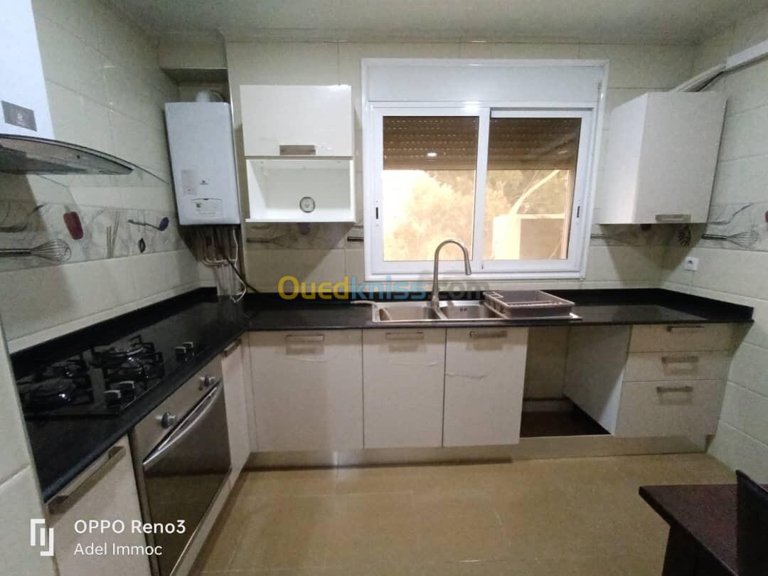 Location Appartement F4 Annaba Annaba