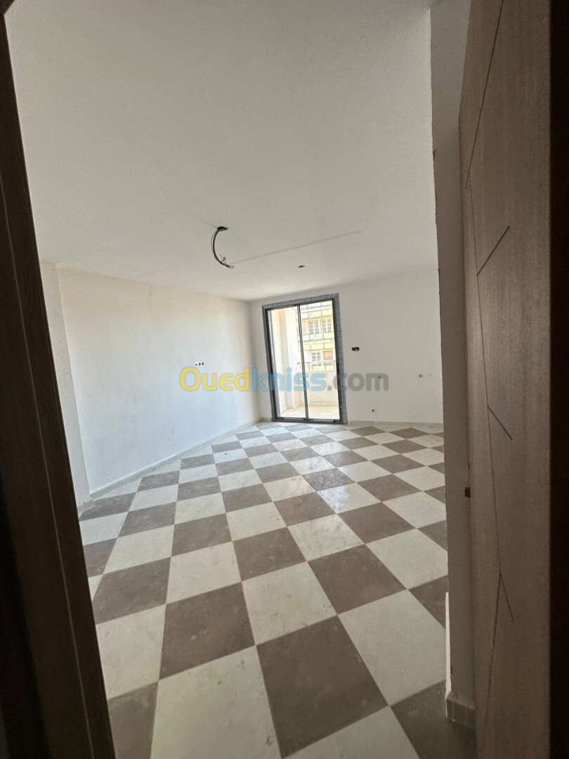 Location Appartement F2 Annaba Annaba