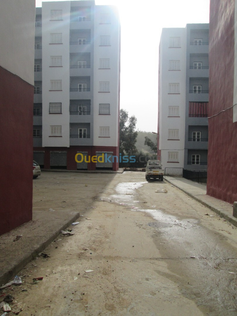 Location Appartement F4 Annaba Barrahel