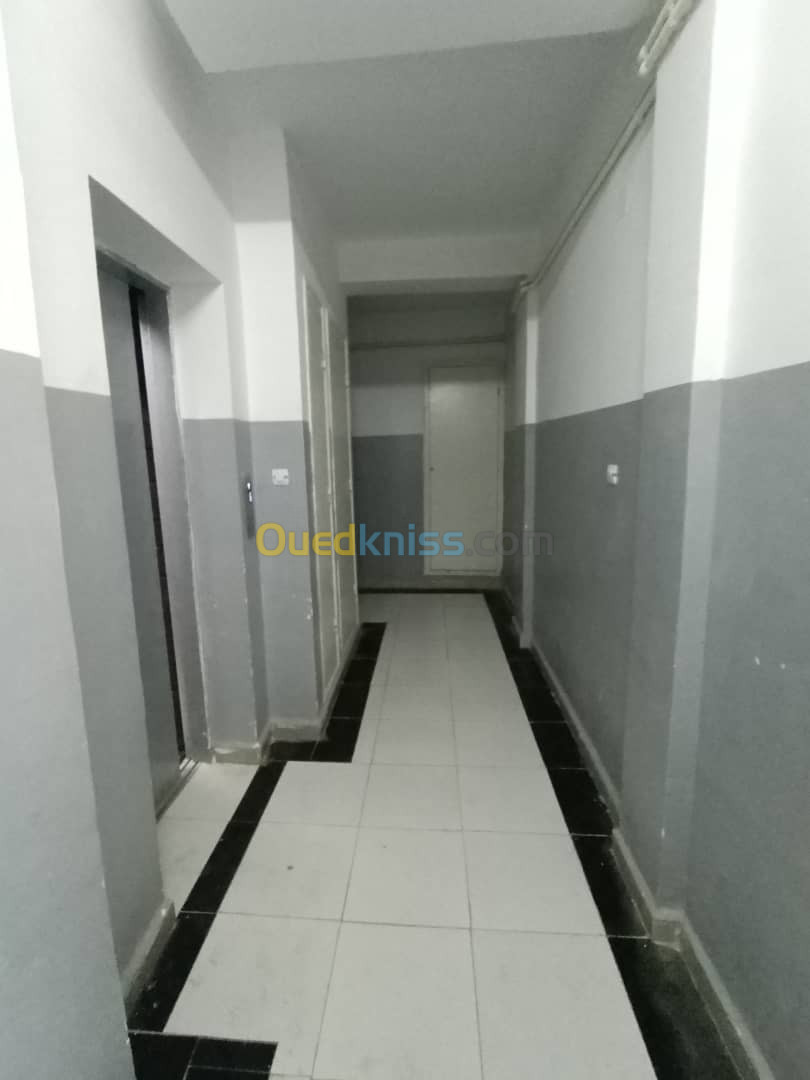 Location Appartement F3 Annaba Annaba