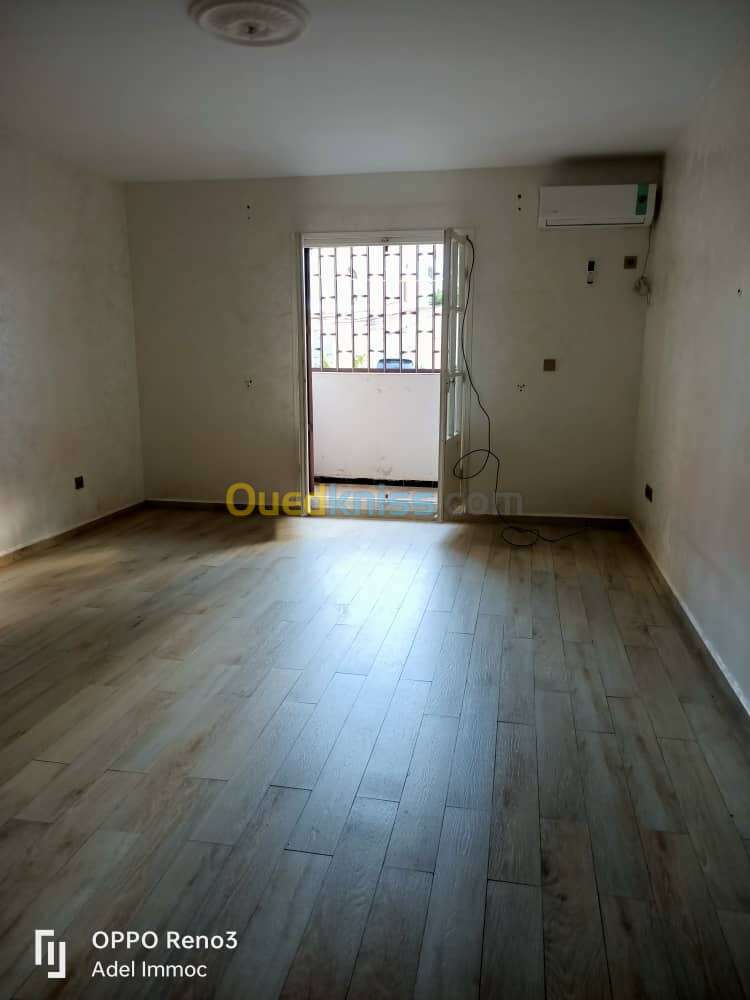 Location Appartement F4 Annaba Annaba