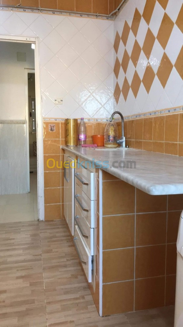 Location Appartement F4 Biskra Biskra